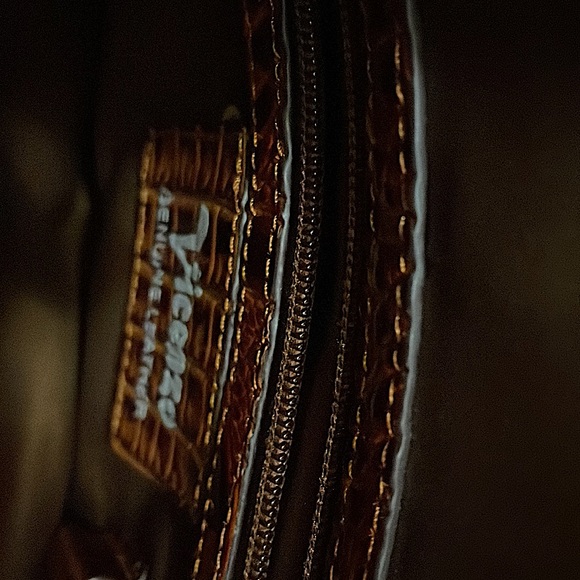 Vicenzo Brown Crocodile Embossed Leather Satchel, w gold lock & key, perfect - Picture 7 of 10